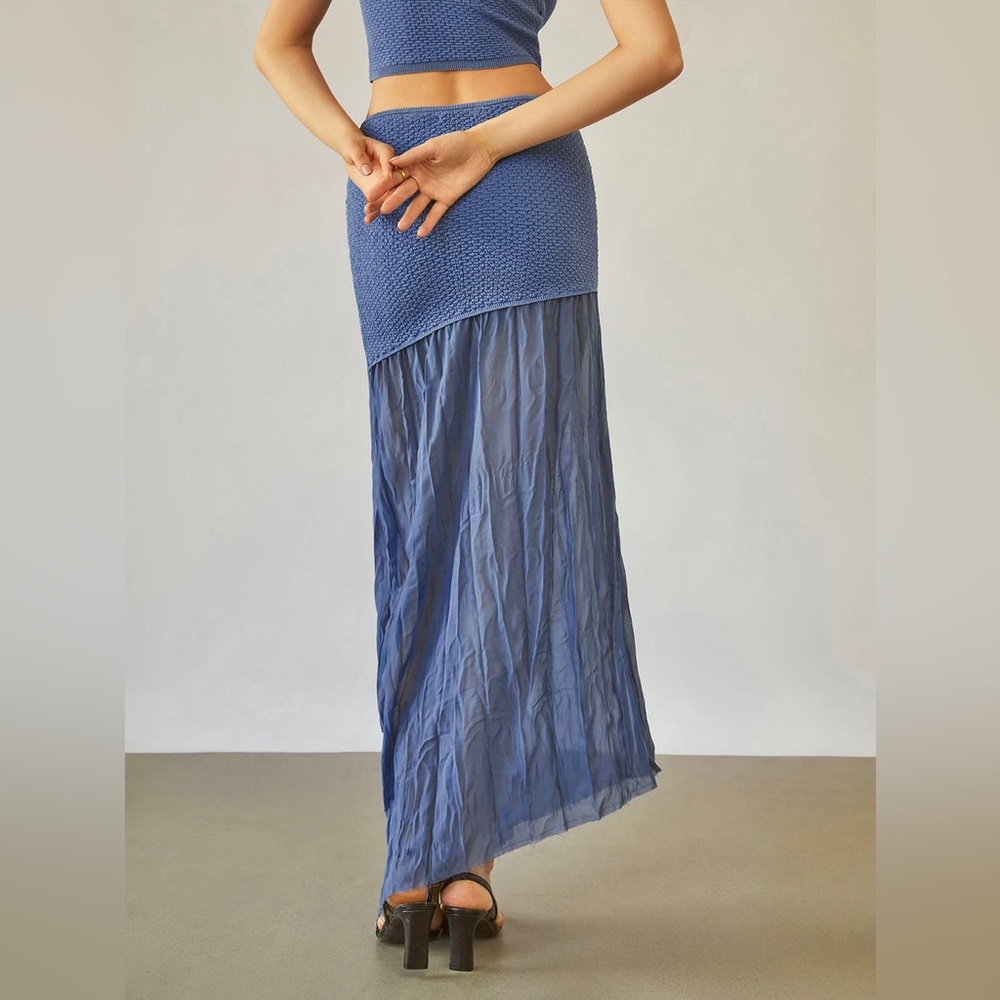 Matching 2 piece top & skirt set- blue drop waist midi skirt & stretchy knit top - Picture 6 of 13